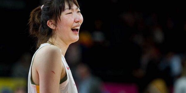 乐鱼体育APP下载地址-【夜读】曼联输球后更衣室内讧