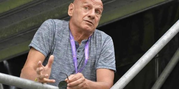 LEYU电竞-王勤伯：谁最喜欢品尝铁腕的滋味？