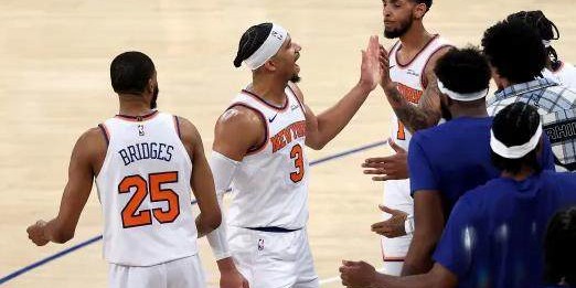 乐鱼体育APP下载地址-【现场】361刀票价见证疯狂 纽约逆转创季后赛纪录