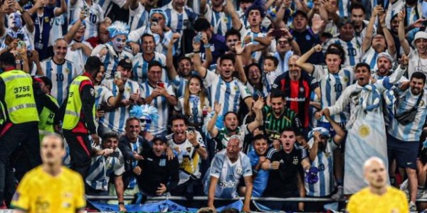 体育官方网址-梅西：世界杯进入最艰难阶段 阿主帅：不该这么痛苦