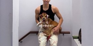 潮男出没！李添荣晒近照：帅小狗和帅小孩